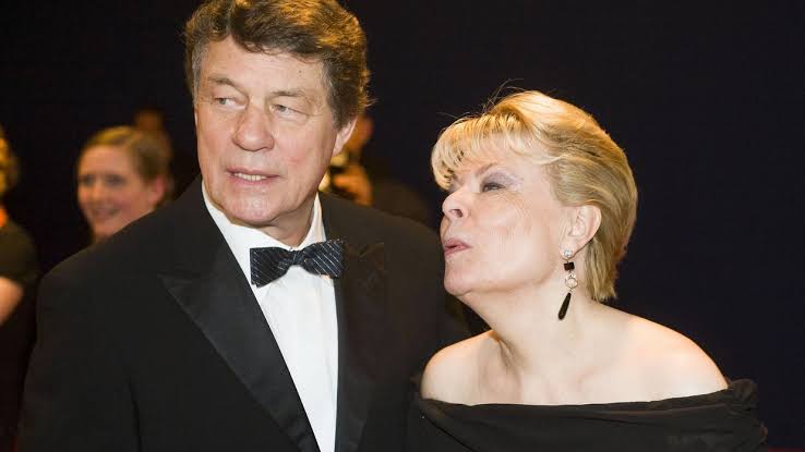 Beate Rehhagel: Die Frau an der Seite von Fußballlegende Otto Rehhagel beate rehhagel